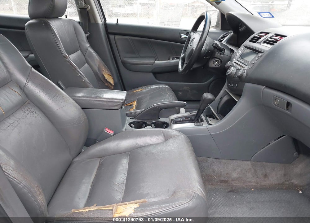 2005 HONDA ACCORD 2.4 EX VIN: 1HGCM56895A086441