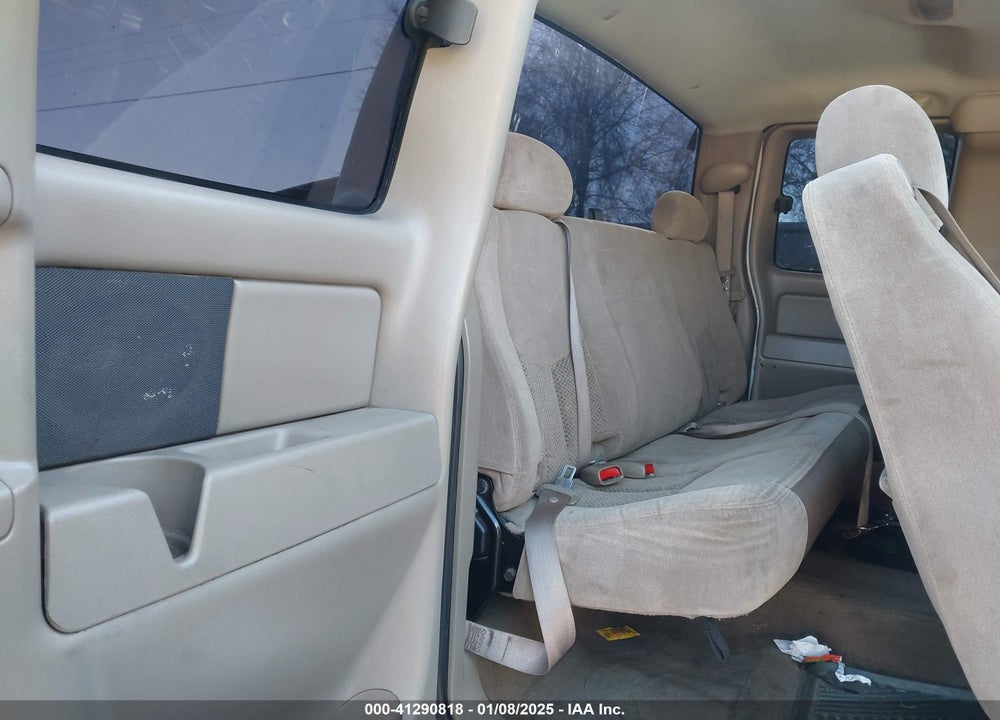 2005 CHEVROLET SILVERADO 1500 LS VIN: 1GCEC19Z05Z307983