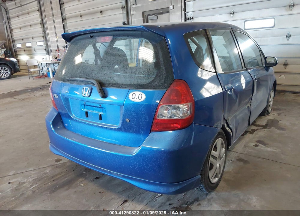2007 HONDA FIT VIN: JHMGD38487S066479