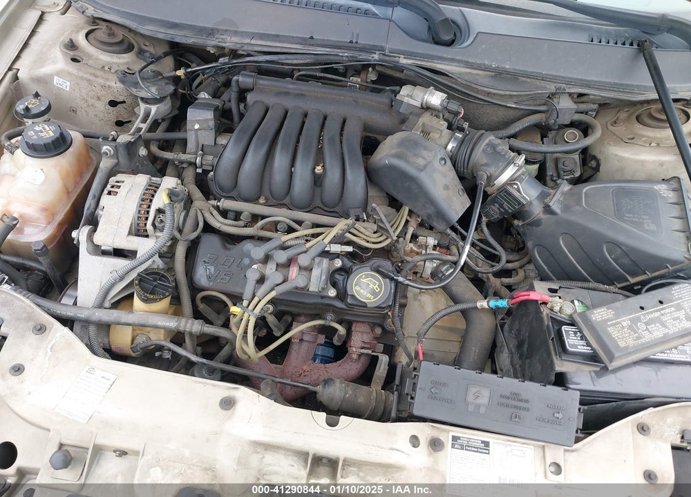 2001 FORD TAURUS SES VIN: 1FAFP55U01A173226