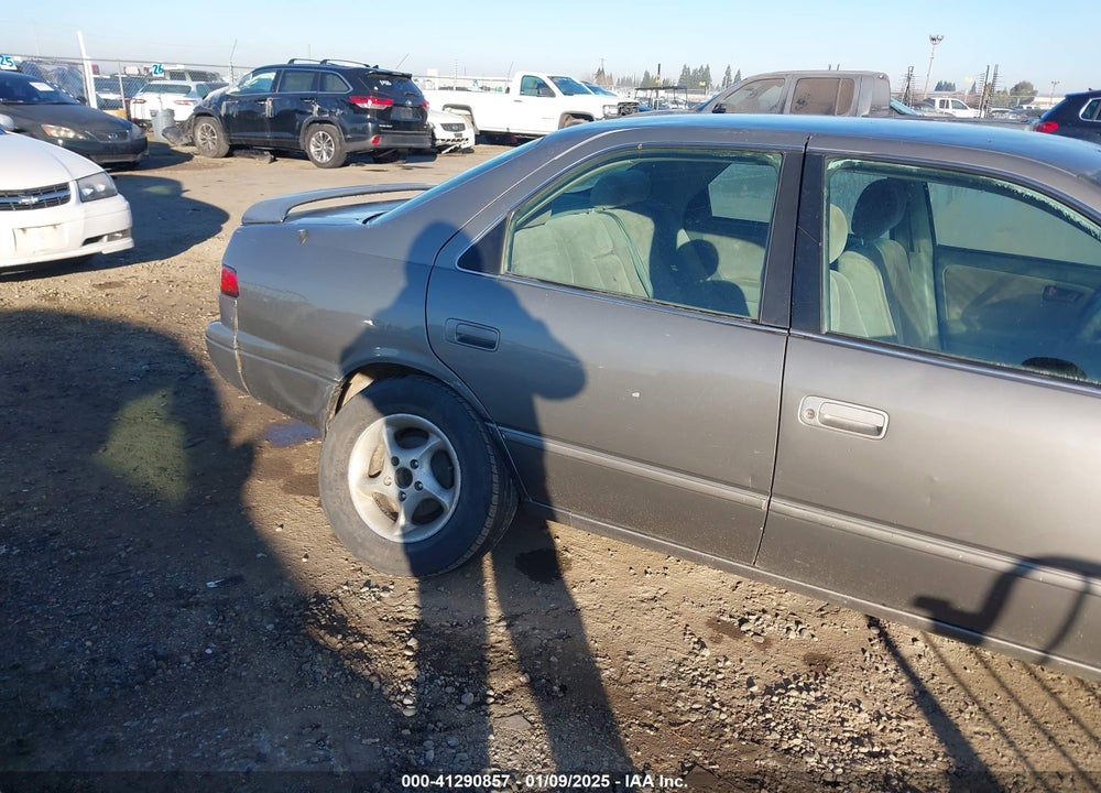 1998 TOYOTA CAMRY CE/LE/XLE VIN: 4T1BG22KXWU373560
