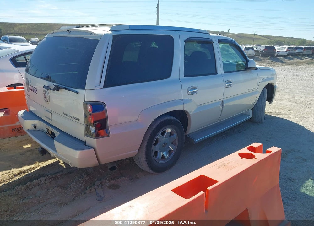 2005 CADILLAC ESCALADE STANDARD VIN: 1GYEK63N15R192732