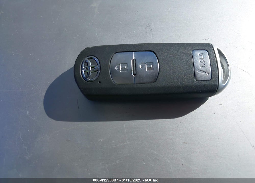 2020 TOYOTA YARIS VIN: 3MYDLBJV0LY700756