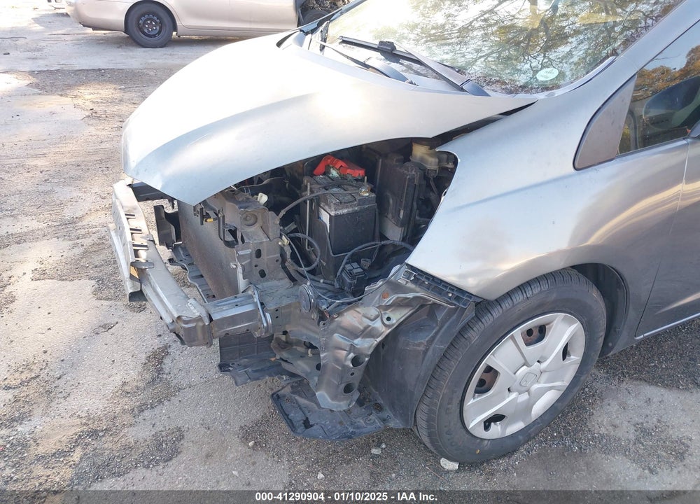 2012 HONDA FIT VIN: JHMGE8H33CS003978