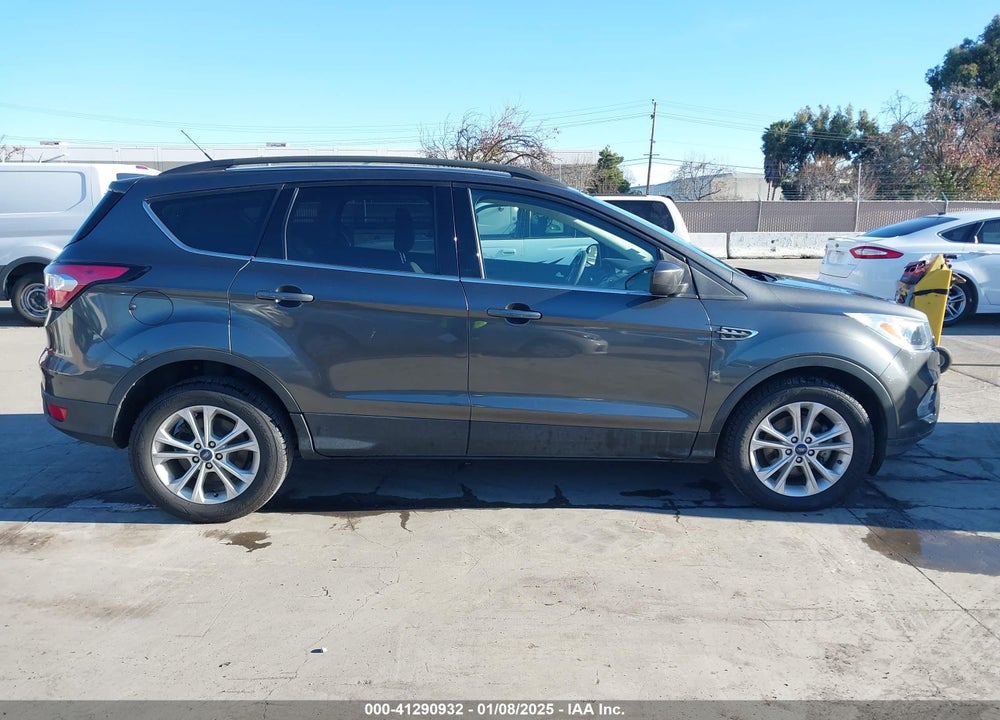 2018 FORD ESCAPE SE VIN: 1FMCU0GDXJUC90005
