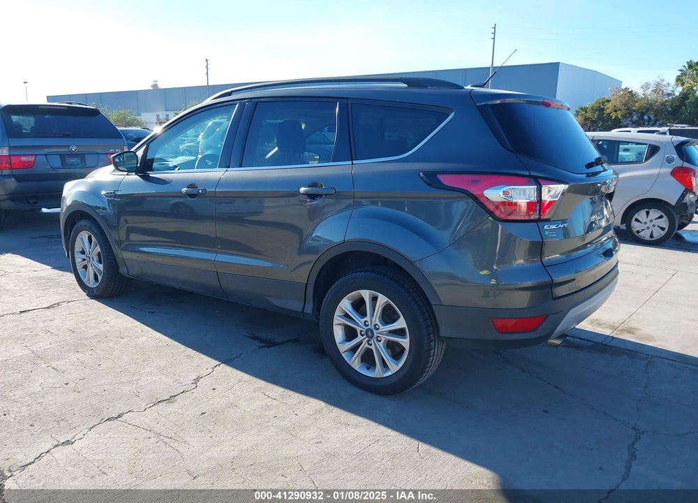 2018 FORD ESCAPE SE VIN: 1FMCU0GDXJUC90005