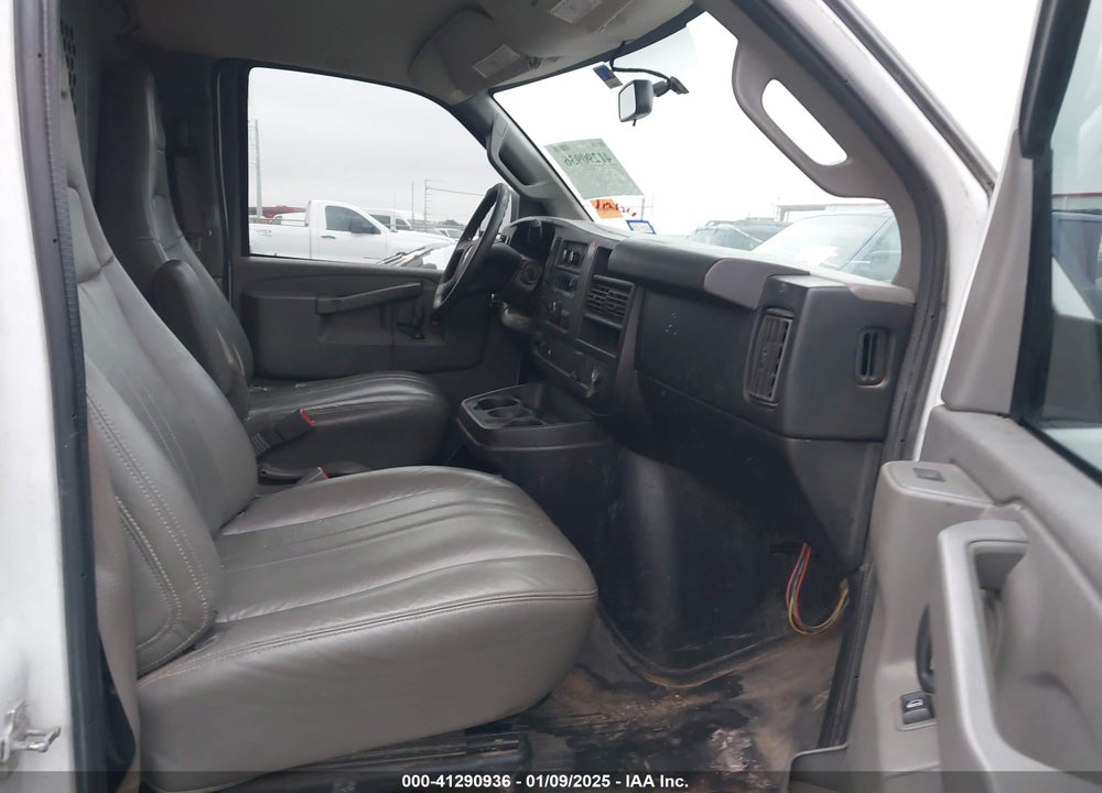 2017 CHEVROLET EXPRESS 2500 WORK VAN VIN: 1GCWGAFF1H1163754