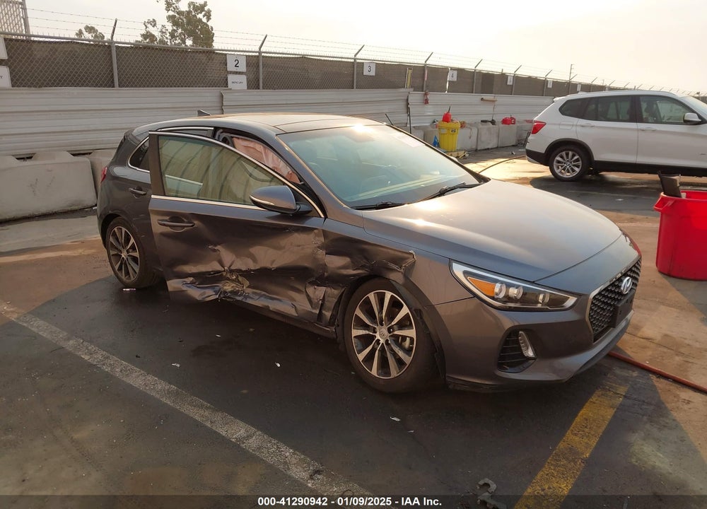 2018 HYUNDAI ELANTRA GT VIN: KMHH35LE9JU042154