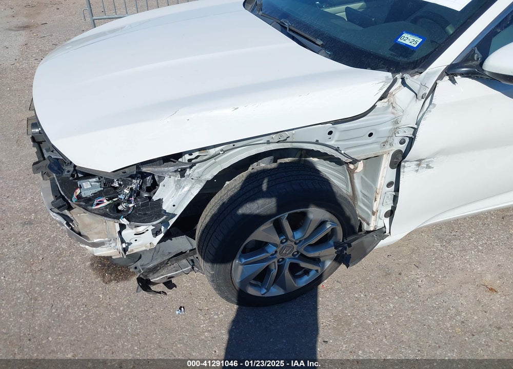 2018 HONDA ACCORD VIN: 1HGCV1F12JA068351