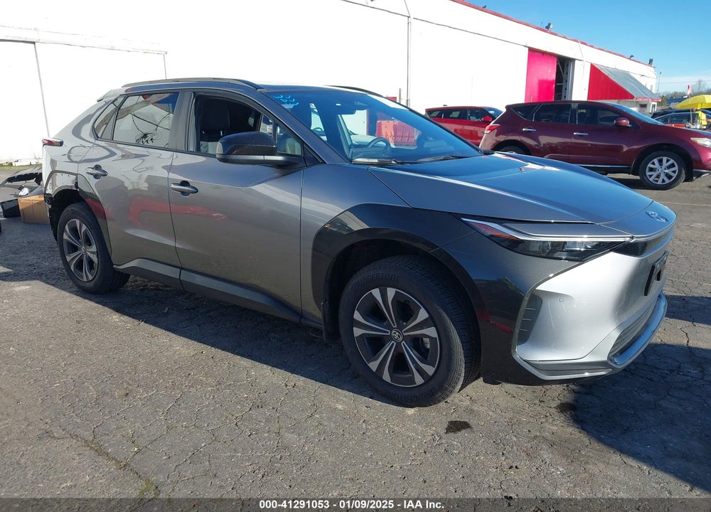 2024 TOYOTA BZ4X XLE VIN: JTMABACA6RA075432
