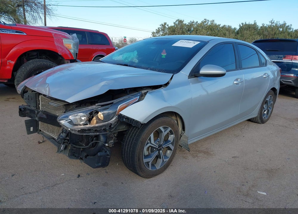 2021 KIA FORTE VIN: 3KPF24AD2ME381165