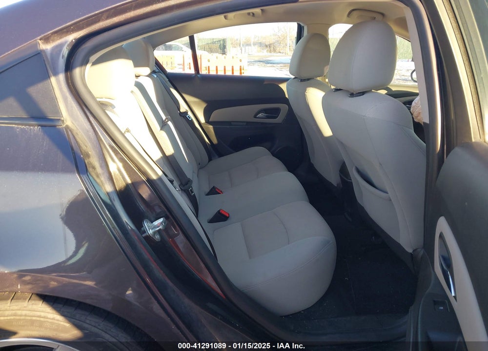 2014 CHEVROLET CRUZE 1LT AUTO VIN: 1G1PC5SB8E7209463