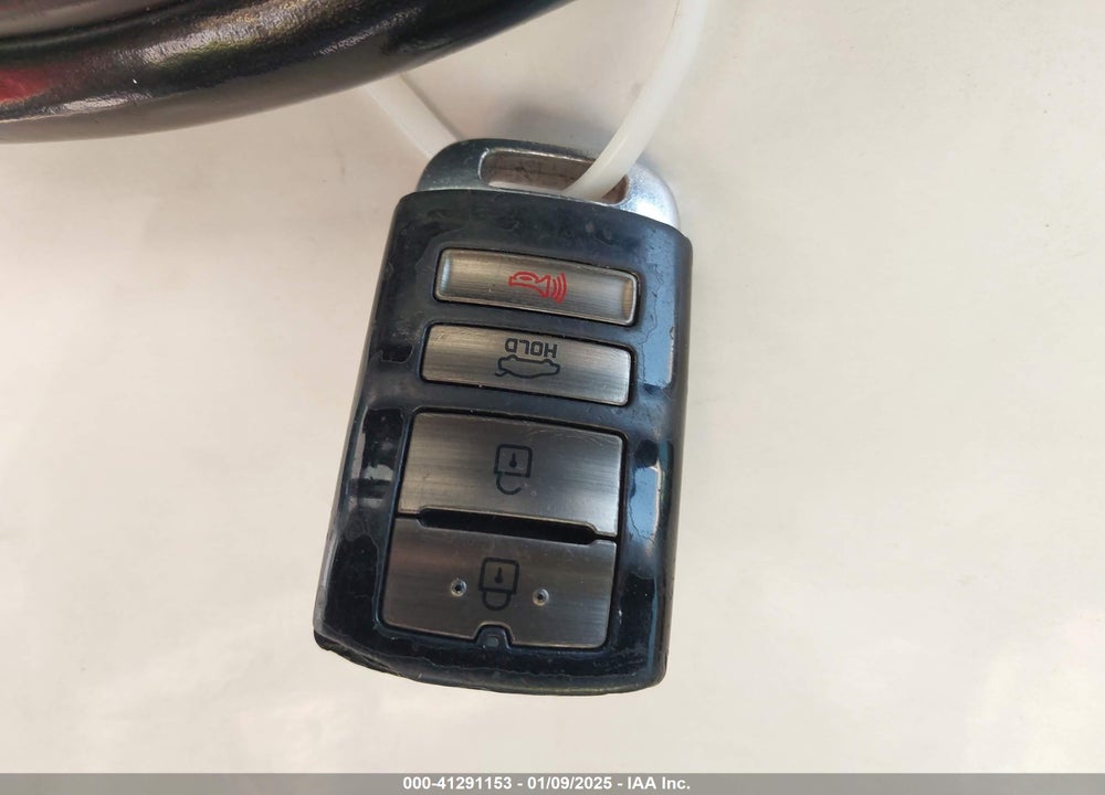 2014 KIA CADENZA VIN: KNALN4D79E5157353