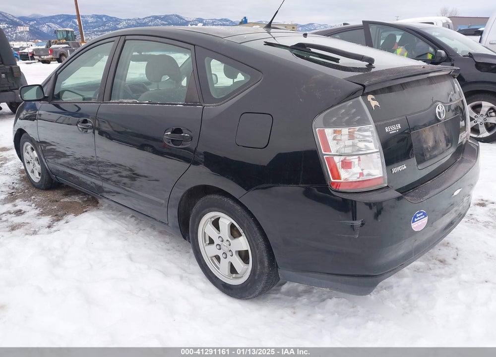 2005 TOYOTA PRIUS VIN: JTDKB20U250120486