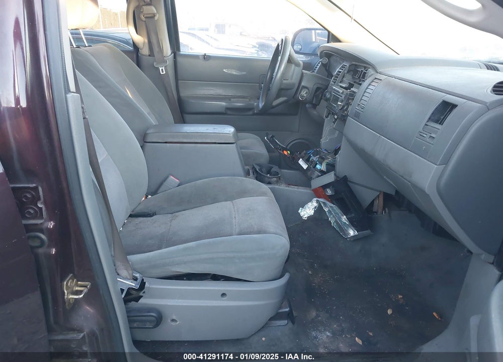 2005 DODGE DURANGO SLT VIN: 1D4HB48N15F553333