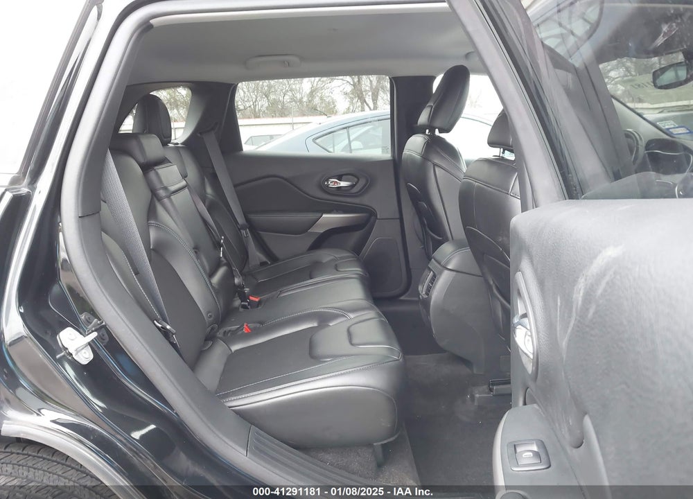 2019 JEEP CHEROKEE LATITUDE PLUS FWD VIN: 1C4PJLLX2KD216224