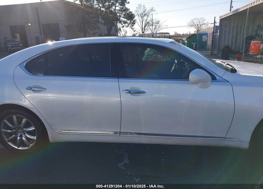 2007 LEXUS LS 460 L VIN: JTHGL46F375009070