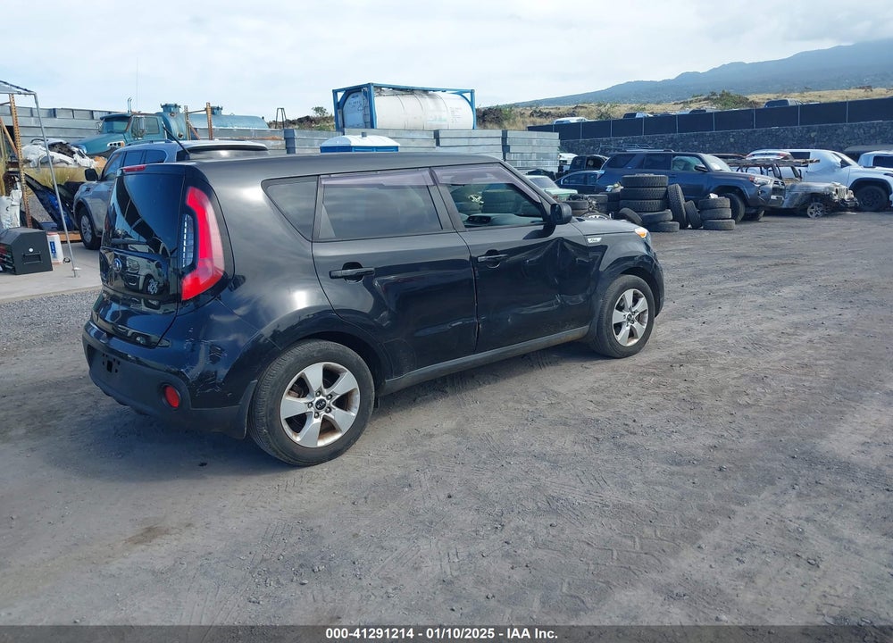 2017 KIA SOUL VIN: KNDJN2A28H7887013