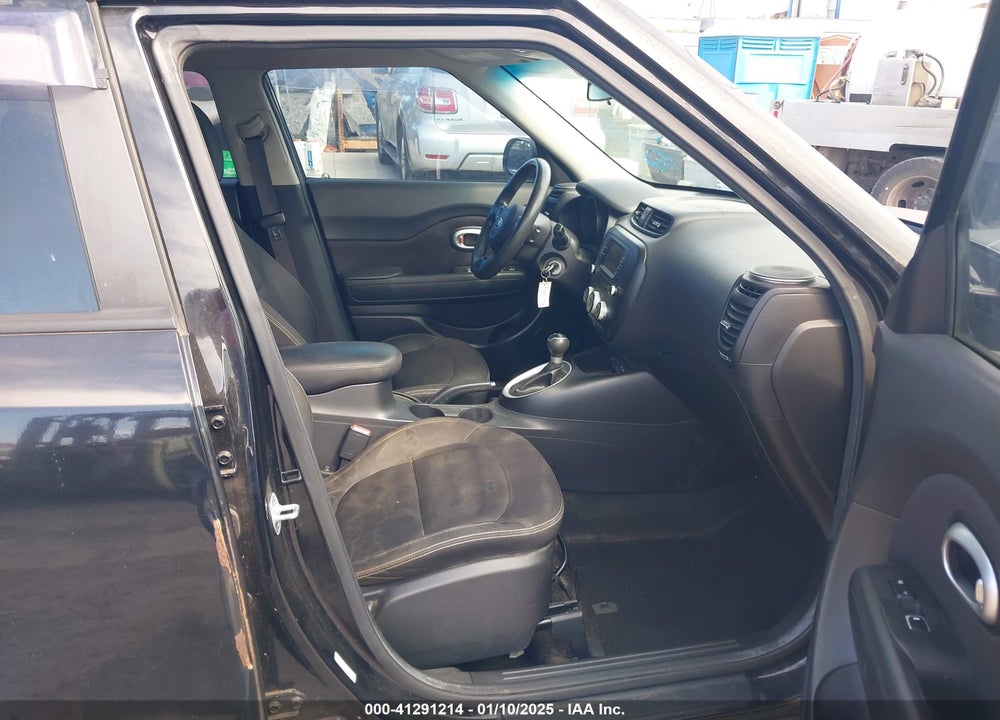 2017 KIA SOUL VIN: KNDJN2A28H7887013