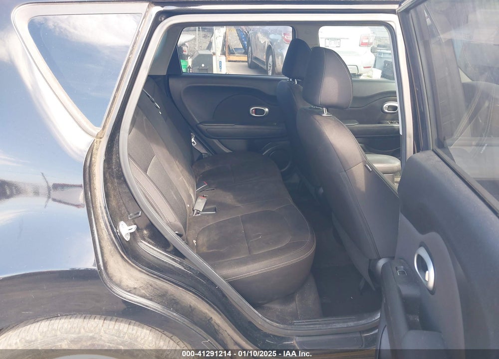2017 KIA SOUL VIN: KNDJN2A28H7887013