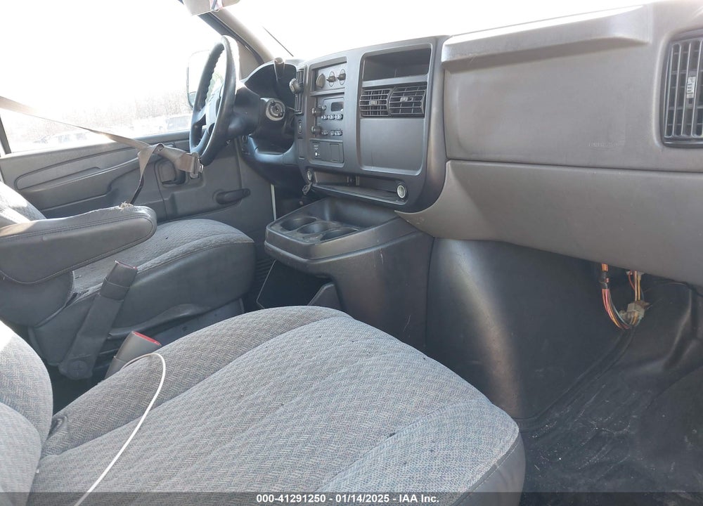 2007 CHEVROLET EXPRESS WORK VAN VIN: 1GCHG39UX71131561