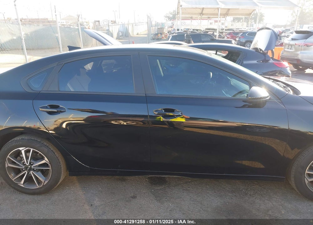 2023 KIA FORTE VIN: 3KPF24AD0PE667035