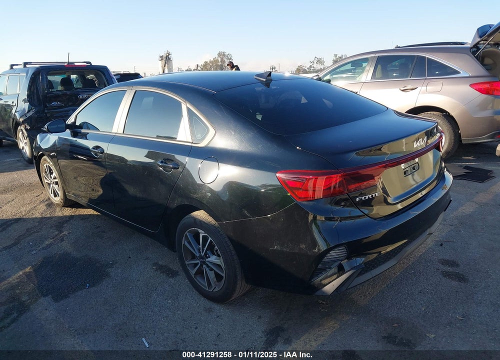 2023 KIA FORTE VIN: 3KPF24AD0PE667035