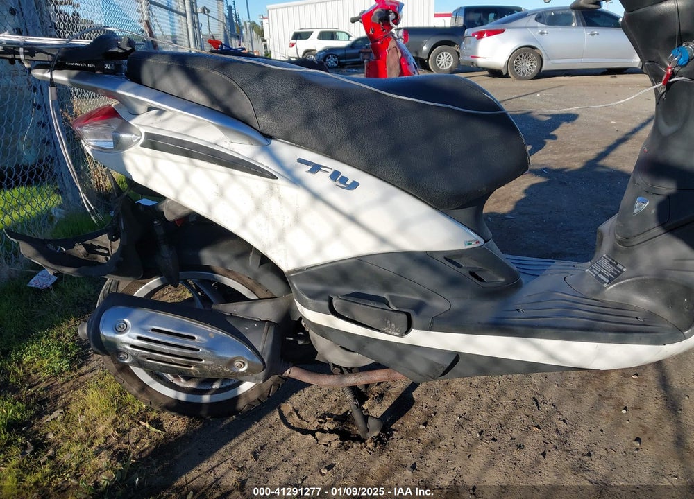 2014 PIAGGIO FLY 150 VIN: ZAPM798G8E7001154
