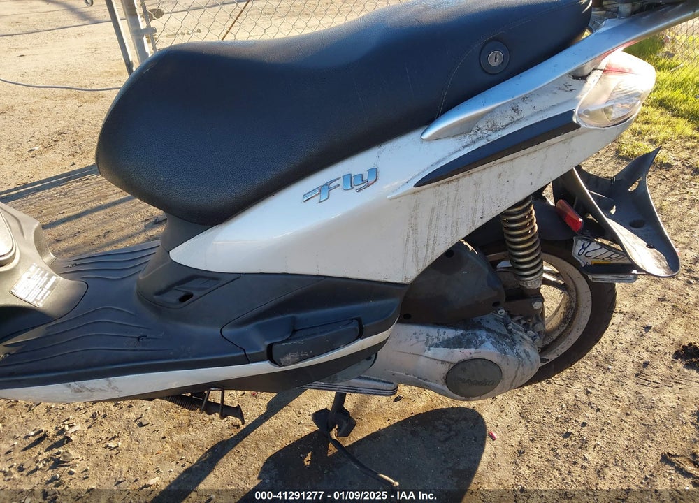 2014 PIAGGIO FLY 150 VIN: ZAPM798G8E7001154