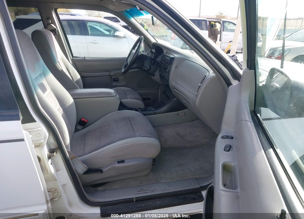 1998 FORD EXPLORER EDDIE BAUER/LIMITED/XLT VIN: 1FMZU35P0WZB86853