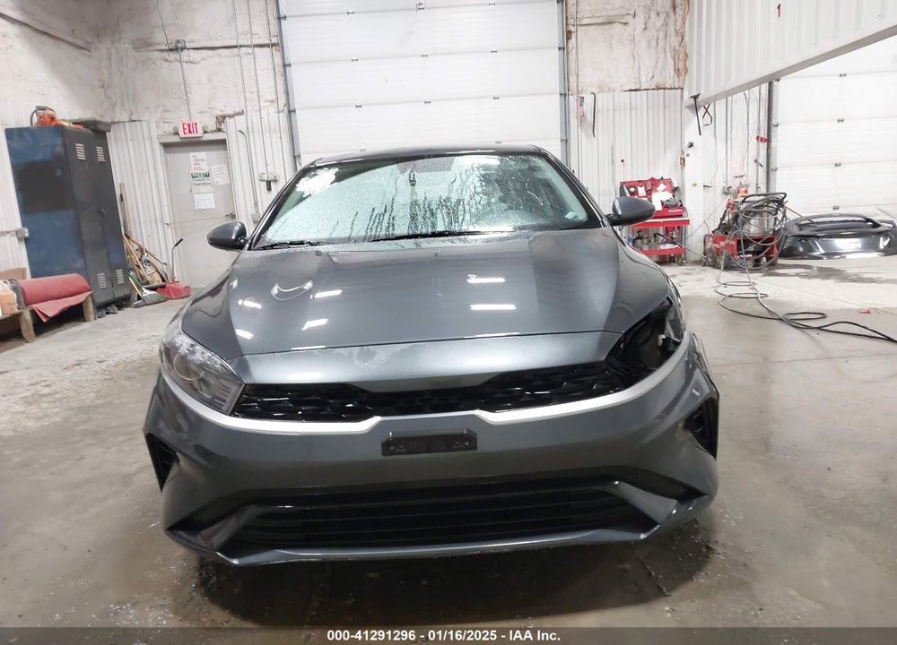 2024 KIA FORTE VIN: 3KPF24AD5RE748924