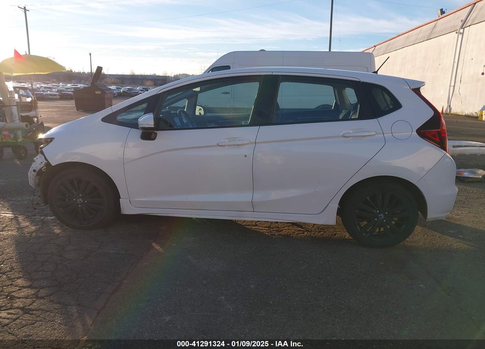 2018 HONDA FIT SPORT VIN: 3HGGK5H62JM703579