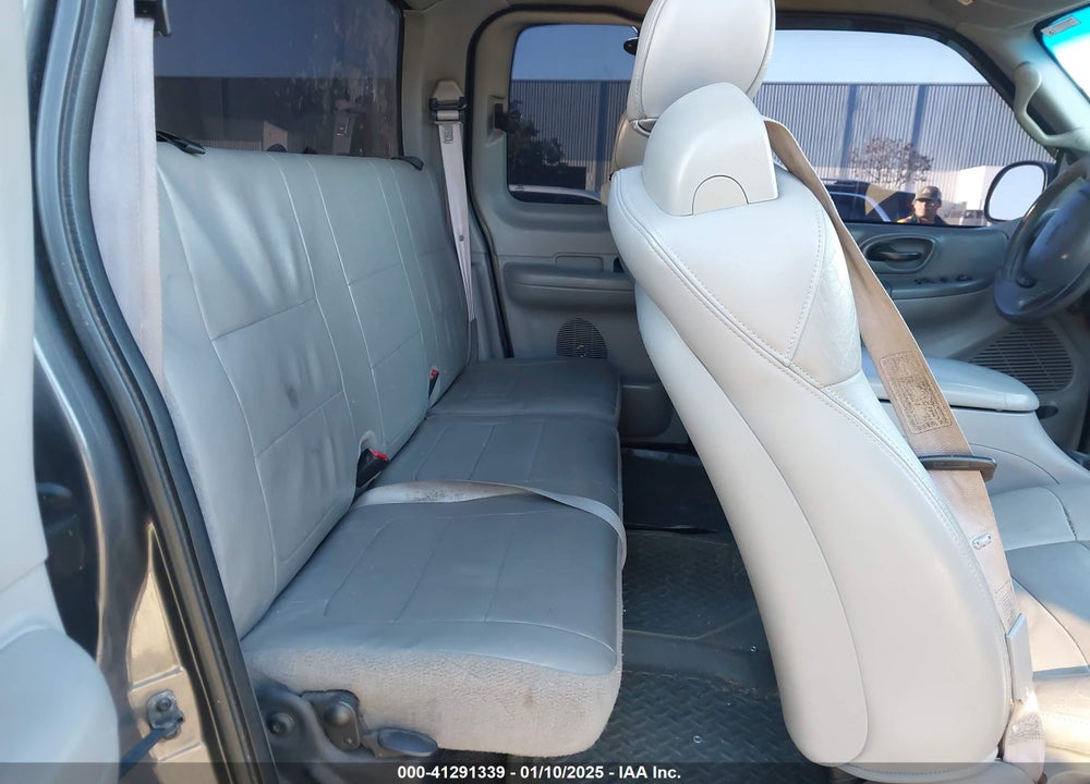 2002 FORD F-150 LARIAT/XL/XLT VIN: 1FTRX18W52NA11017