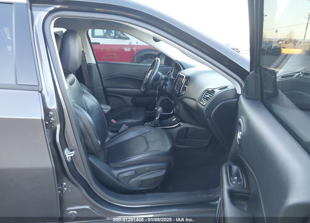 2019 JEEP COMPASS LIMITED FWD VIN: 3C4NJCCB3KT788506