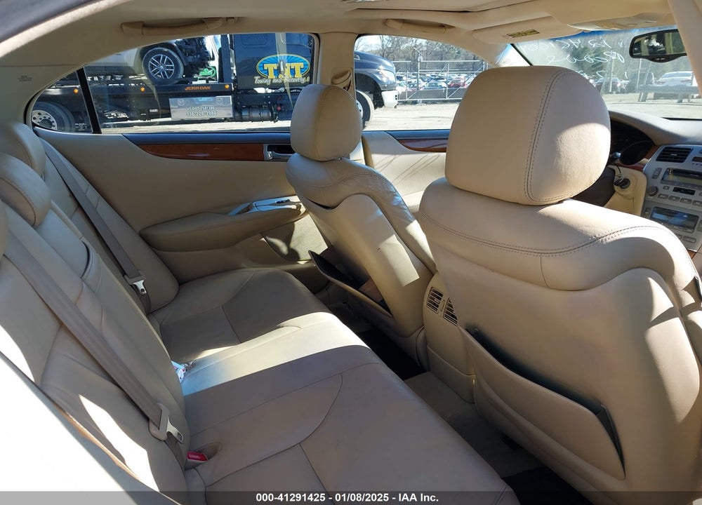 2005 LEXUS ES 330 VIN: JTHBA30G955105598