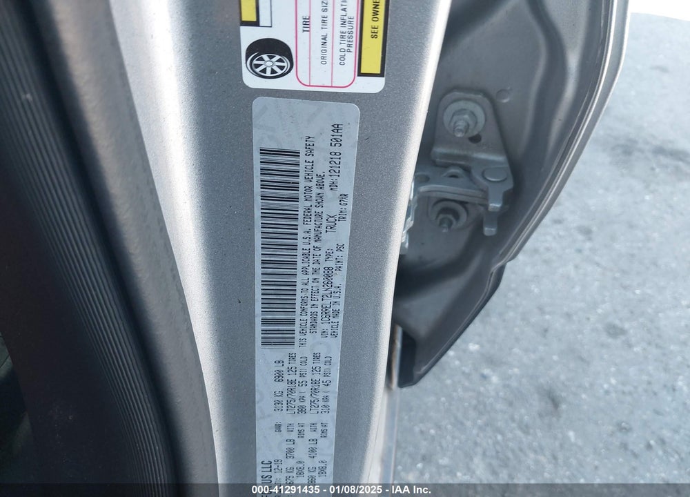 2020 RAM 1500 VIN: 1C6RRELT2LN260088