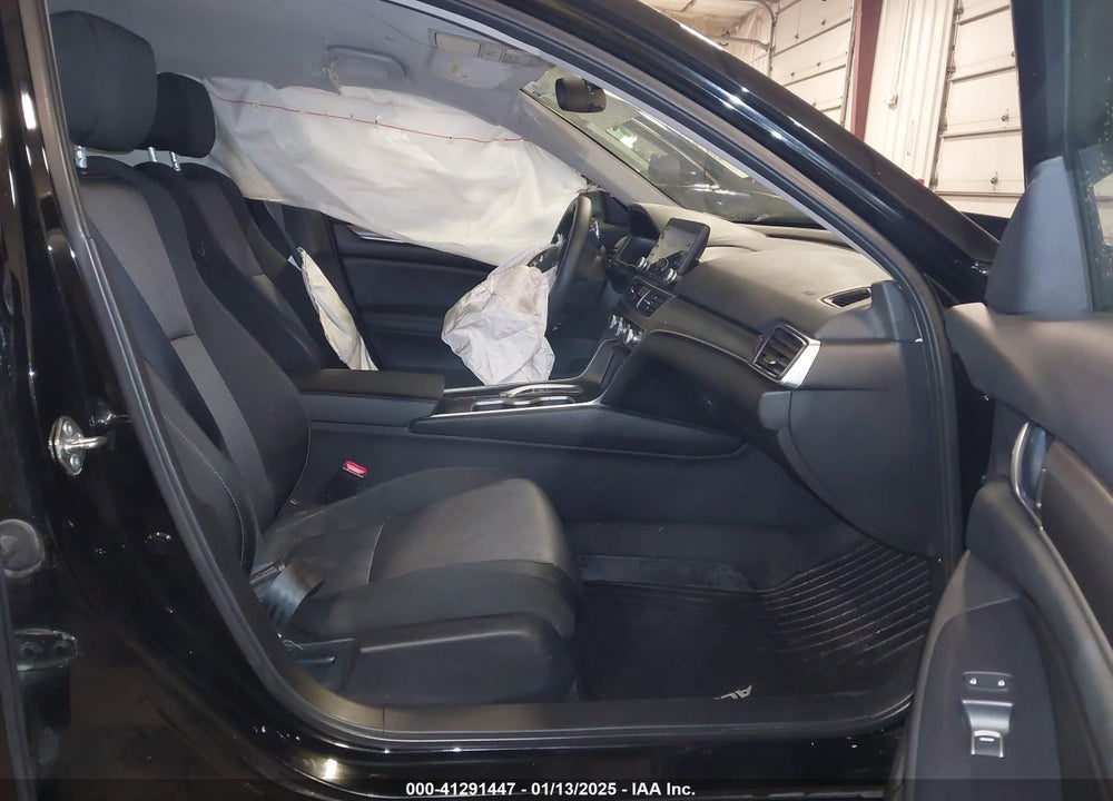 2019 HONDA ACCORD VIN: 1HGCV3F14KA000016