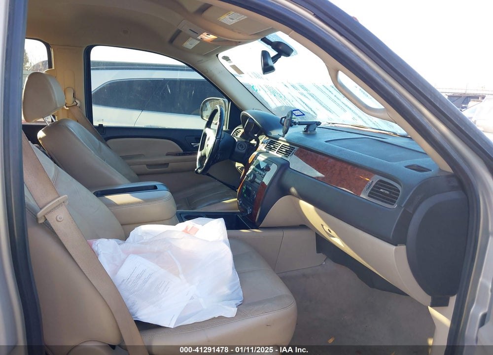 2008 CHEVROLET TAHOE LT VIN: 1GNFC13088R156675