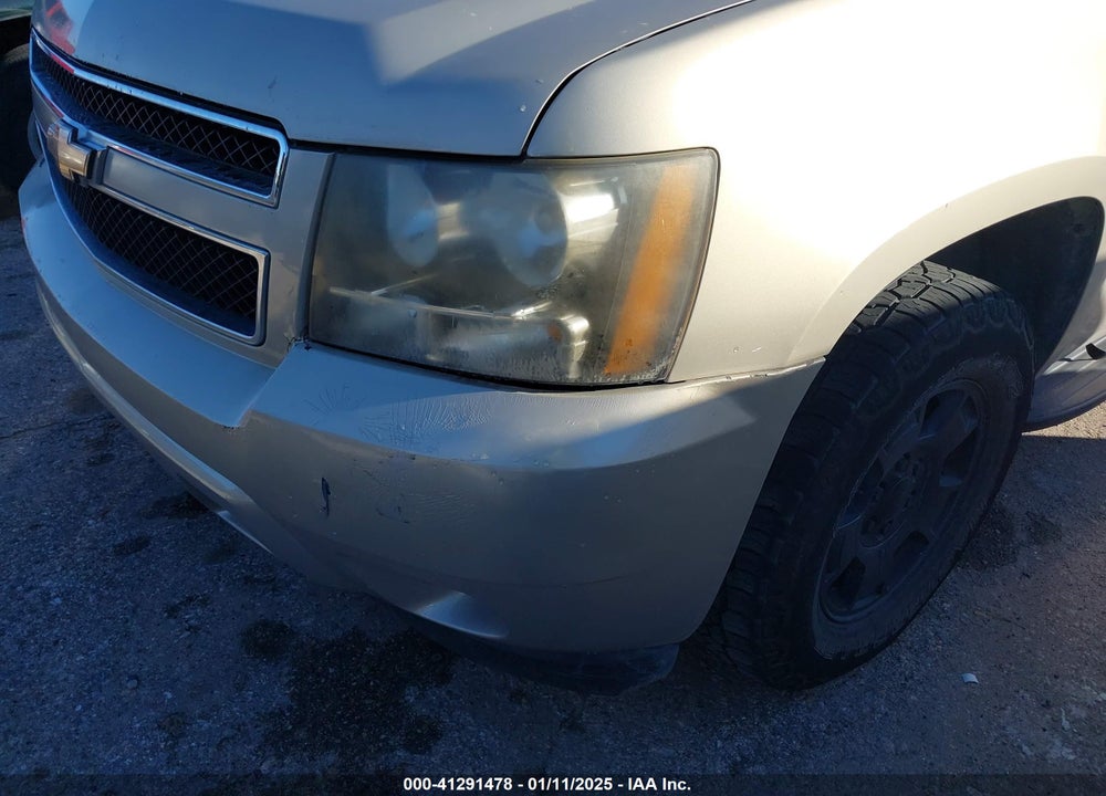 2008 CHEVROLET TAHOE LT VIN: 1GNFC13088R156675