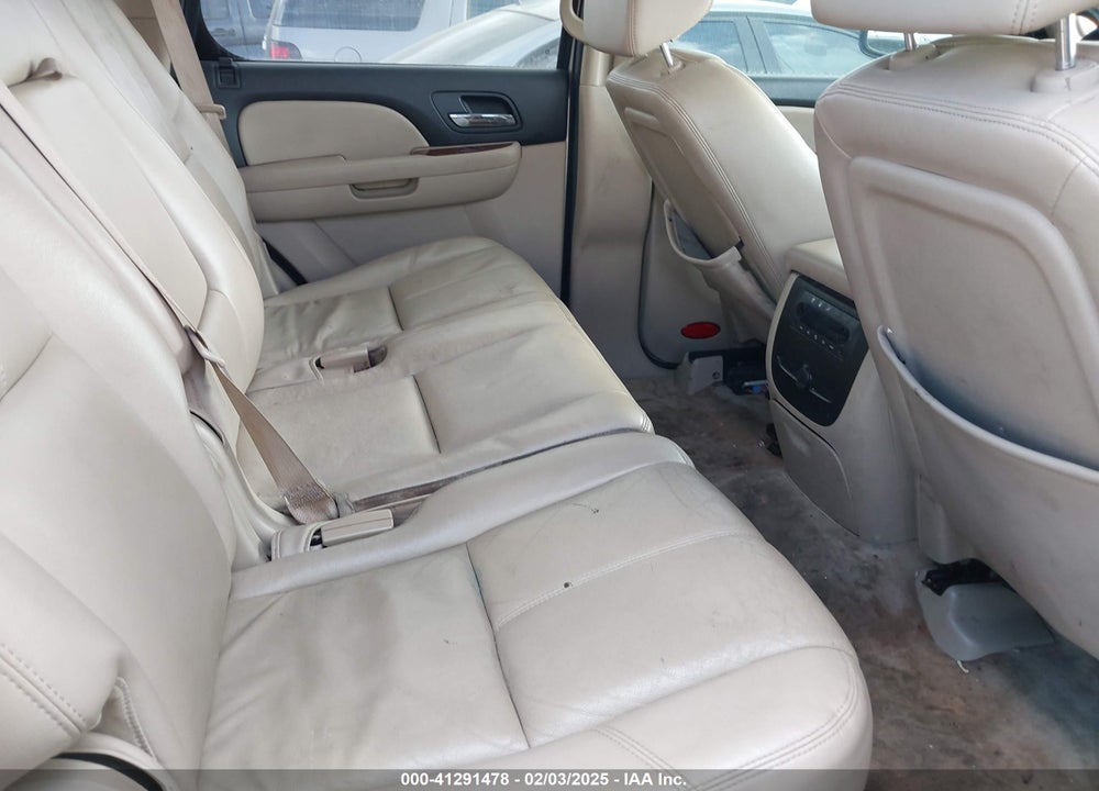 2008 CHEVROLET TAHOE LT VIN: 1GNFC13088R156675
