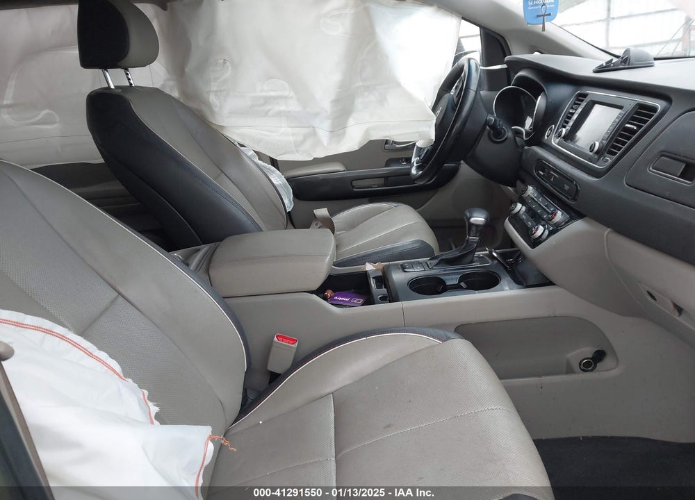 2018 KIA SEDONA LX VIN: KNDMB5C14J6423725