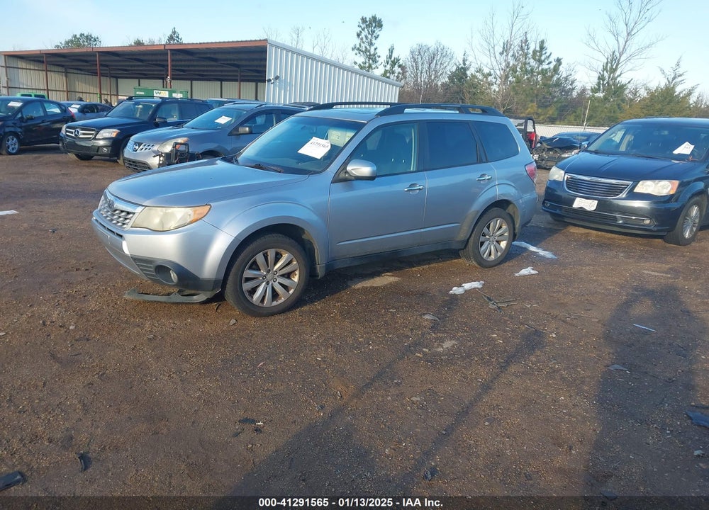2013 SUBARU FORESTER 2.5X PREMIUM VIN: JF2SHADC9DH400014