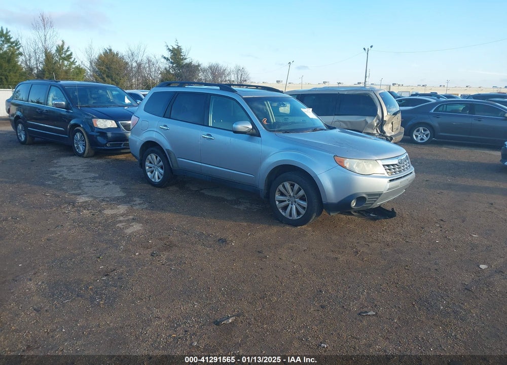 2013 SUBARU FORESTER 2.5X PREMIUM VIN: JF2SHADC9DH400014