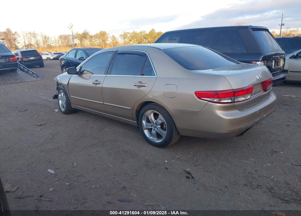 2004 HONDA ACCORD 2.4 EX VIN: 1HGCM56674A008978