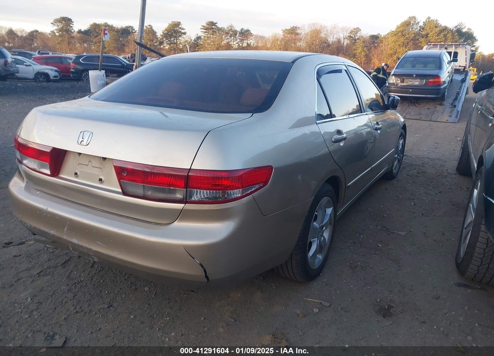 2004 HONDA ACCORD 2.4 EX VIN: 1HGCM56674A008978