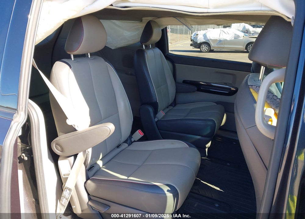 2016 KIA SEDONA EX VIN: KNDMC5C16G6136375