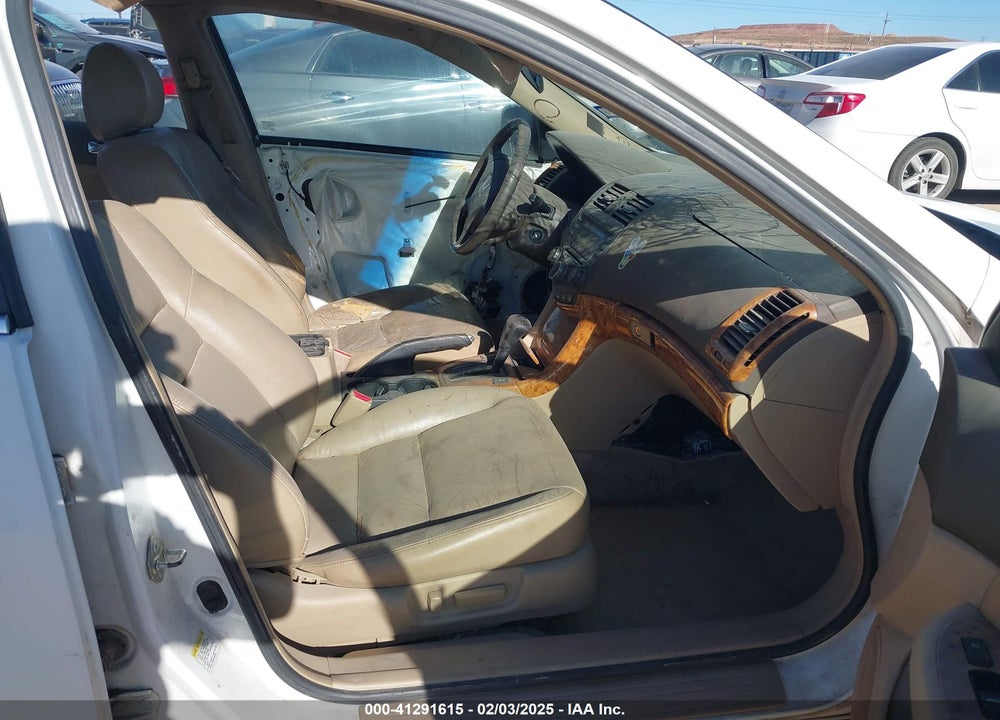 2005 HONDA ACCORD 3.0 EX VIN: 1HGCM66565A000515