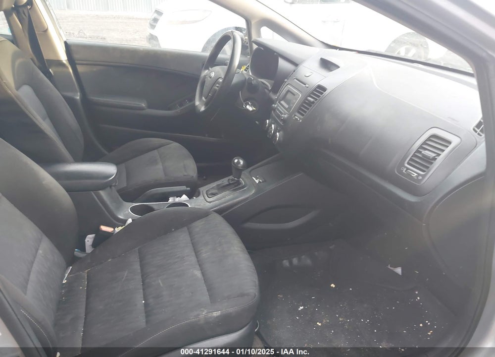 2016 KIA FORTE VIN: KNAFK4A67G5510239