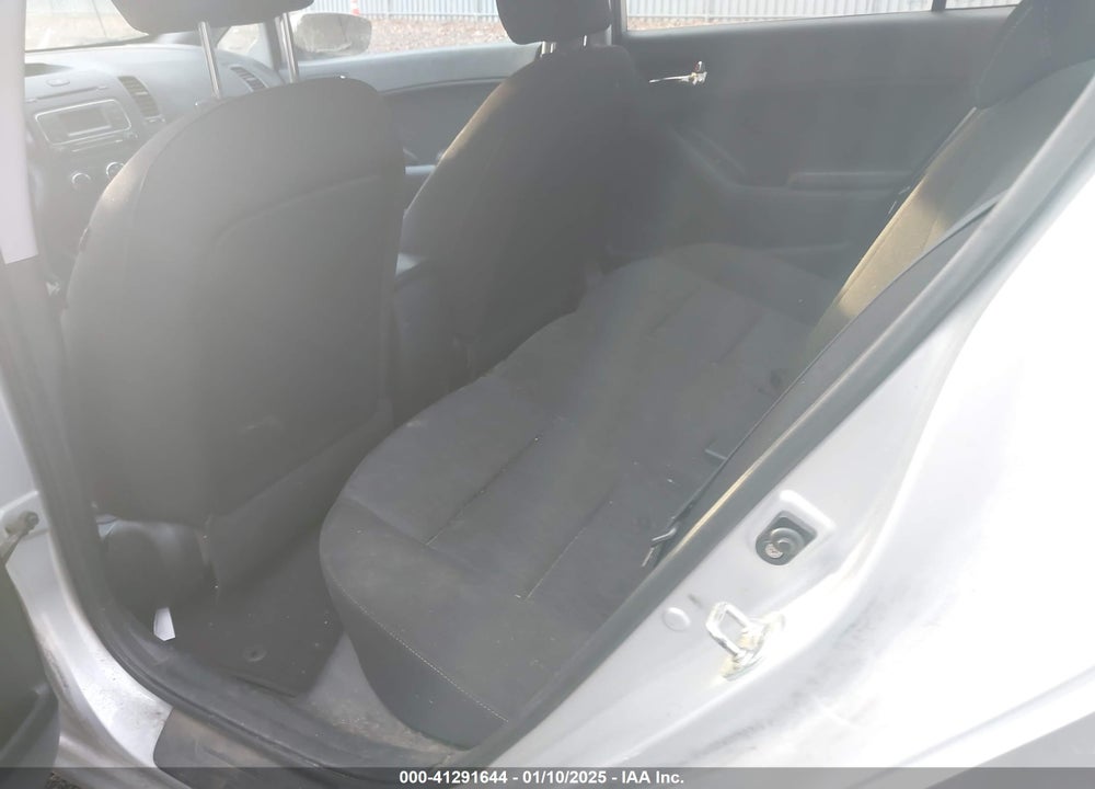 2016 KIA FORTE VIN: KNAFK4A67G5510239
