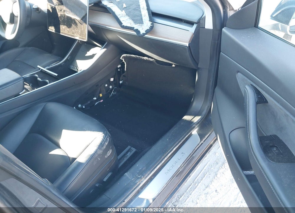 2019 TESLA MODEL 3 VIN: 5YJ3E1EB8KF386895
